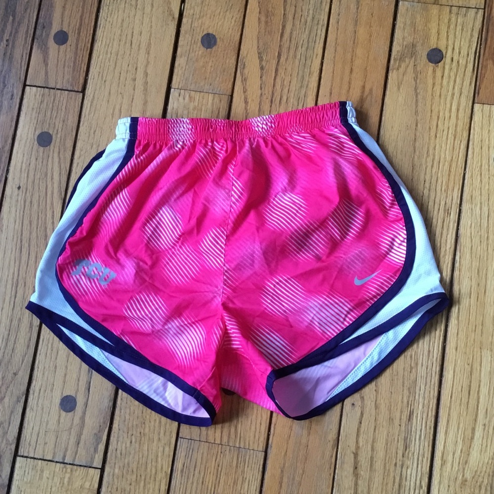 🏃🏻‍♀️🏃🏻‍♀️NIKE DRI FIT RUNNING SHORTS🏃🏻‍♀️